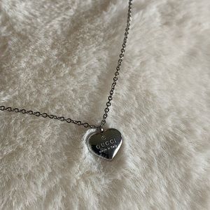 Gucci heart necklace